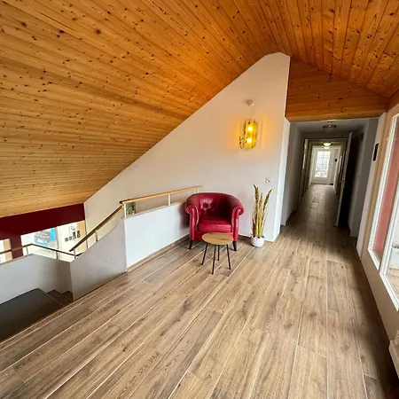 Hotel 2 With Kitchen By Interlaken Därligen
