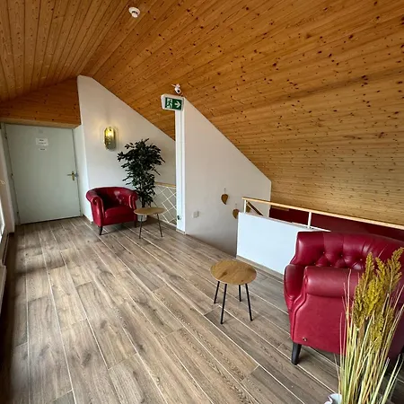 Hotel 2 With Kitchen By Interlaken *
